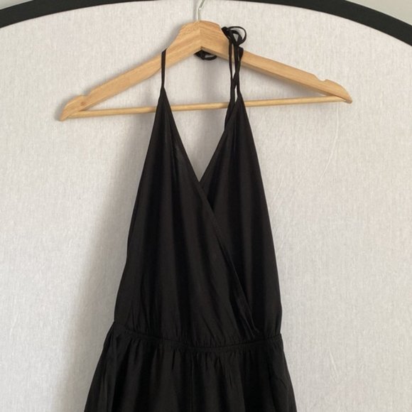 ❗️SOLD❗️Lulus Learning to Fly Black Halter Jumpsuit Size S - Picture 5 of 12